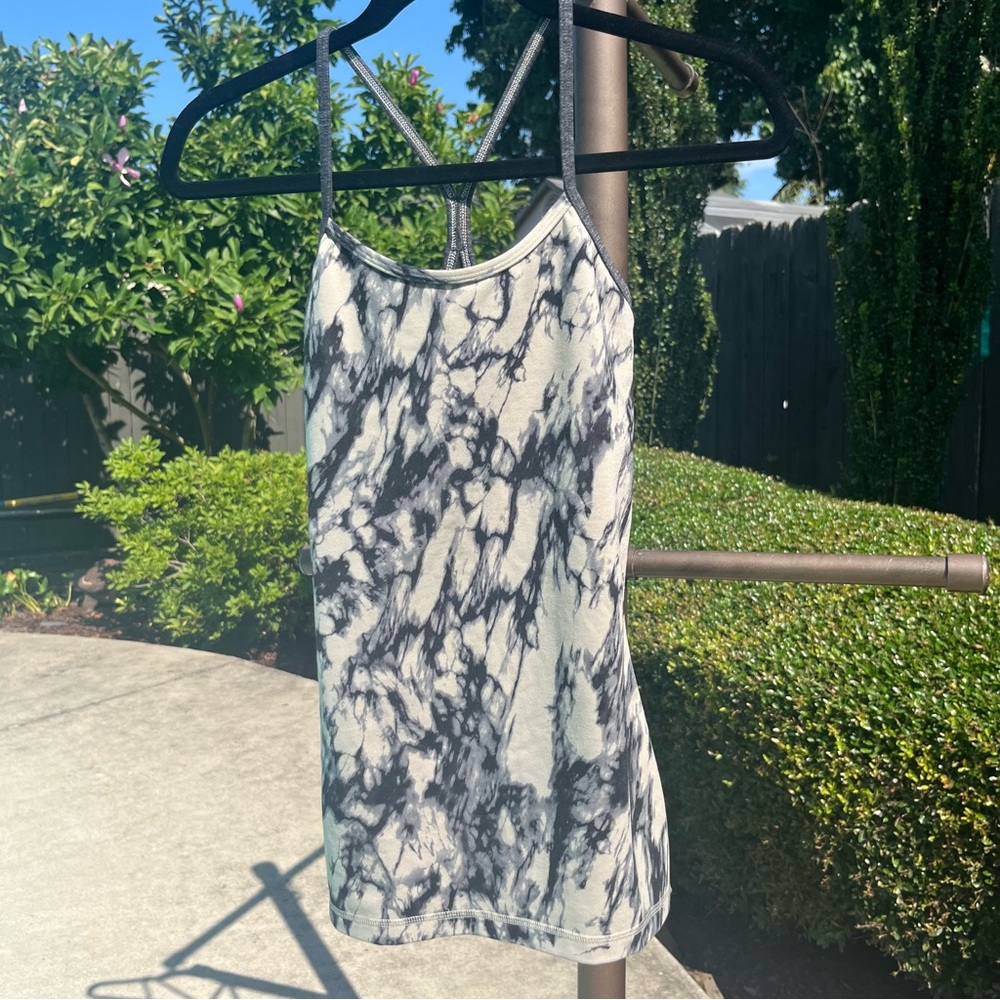 Lululemon Power Y tie dyed tank size 4